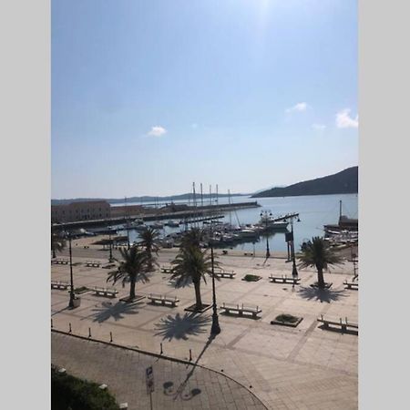 Appartamento Incantevole La Maddalena Vista Mare Codice Iun Q5459 Екстериор снимка
